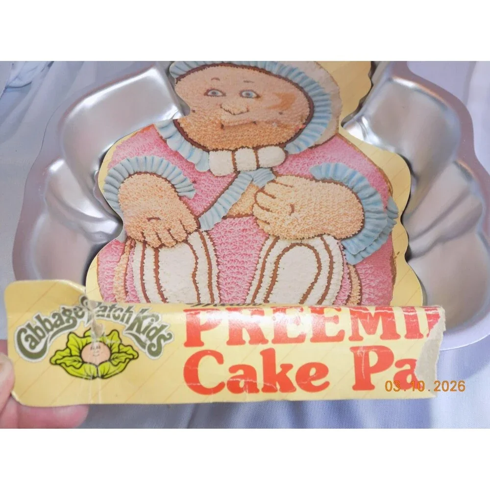 Vinage Wilton Cabbage Patch Kid Preemie cake pan new